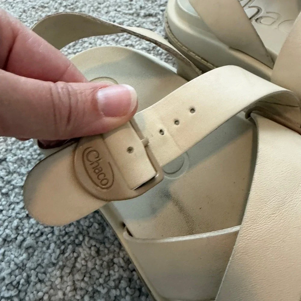 Chaco Townes Sandals Womens 6 Cream White Hiking Leather Comfort Gorpcore